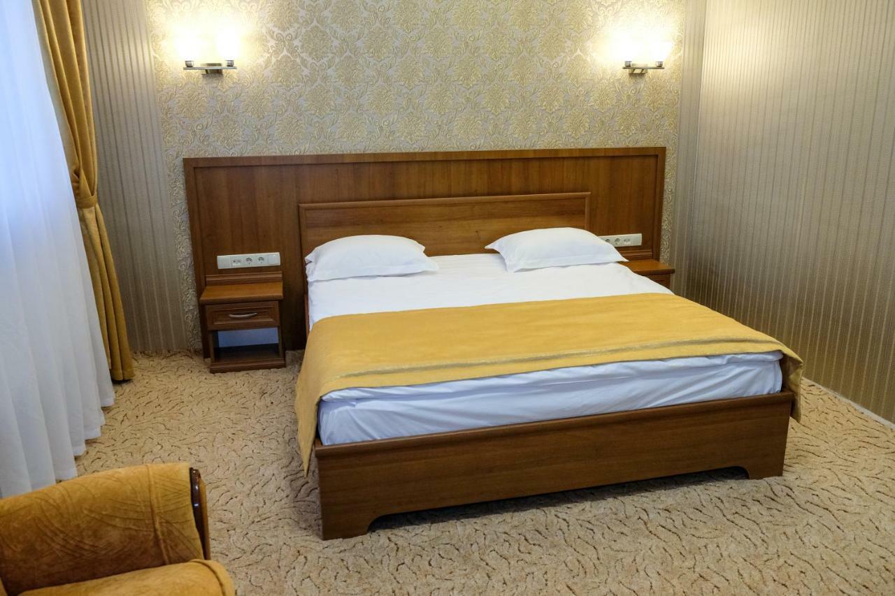 Оздоровчий Комплекс Гайки Заїзд Провулок Сухий Яр 12 Hotel Zjytomyr Eksteriør billede